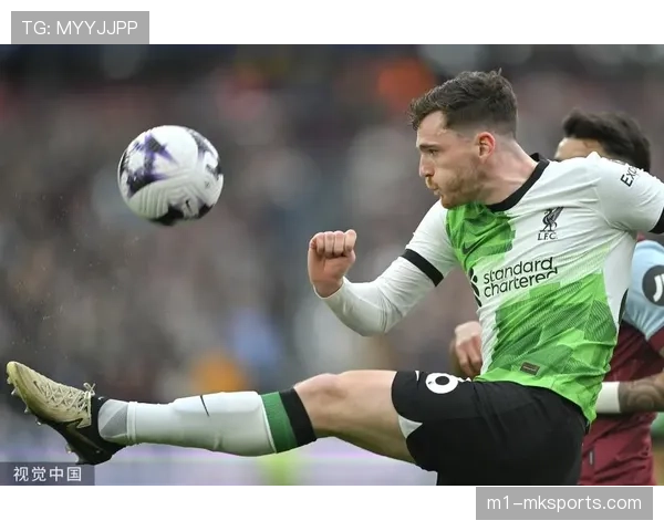 西汉姆联绍切克角球头球破门 定位球战术效果显著